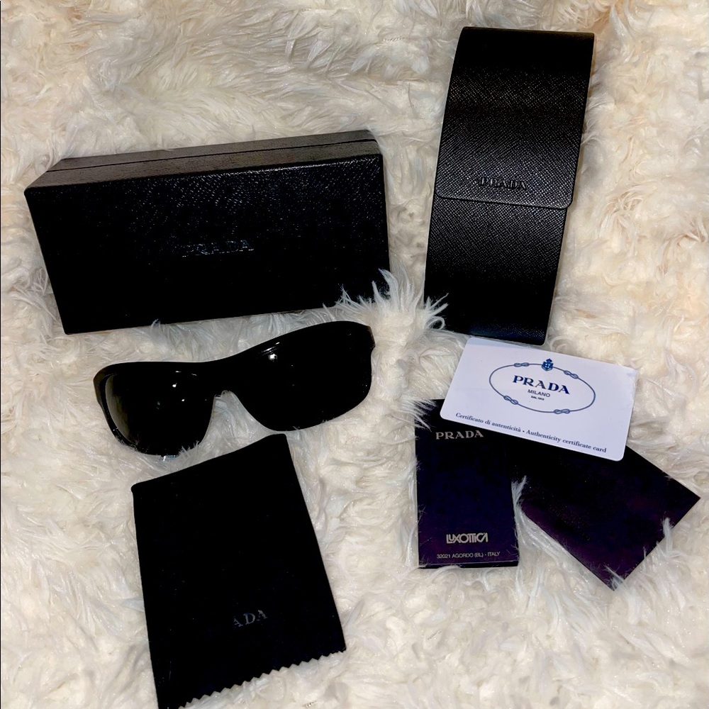 Authentic PRADA Sunglasses SPR021 Black